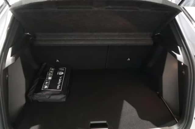 Peugeot 2008 (2024) thumbnail 11