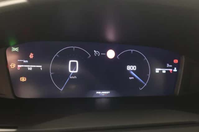 Peugeot 2008 (2024) thumbnail 14