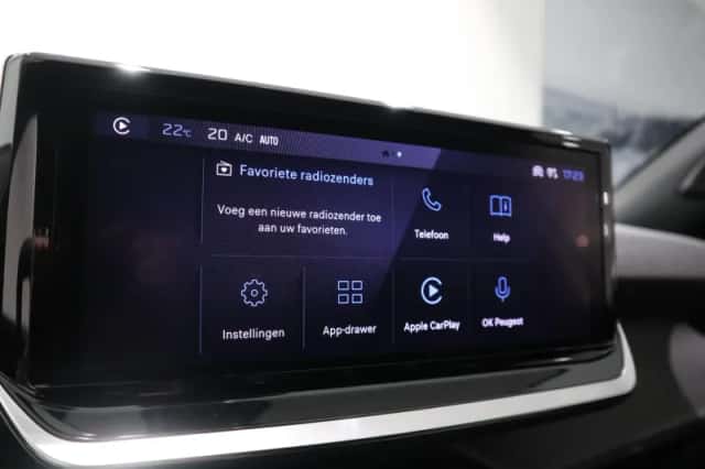 Peugeot 2008 (2024) thumbnail 17