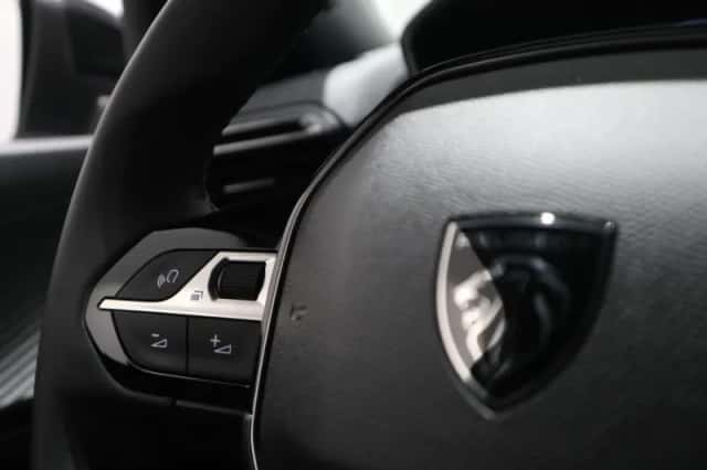 Peugeot 2008 (2024) thumbnail 23