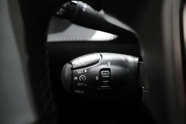 Peugeot 2008 (2024) thumbnail 24