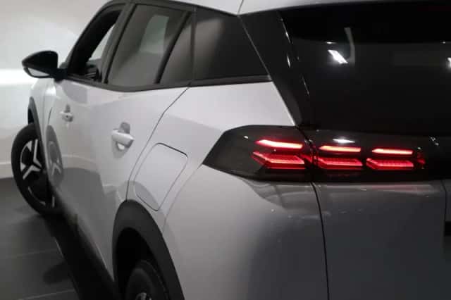 Peugeot 2008 (2024) thumbnail 26