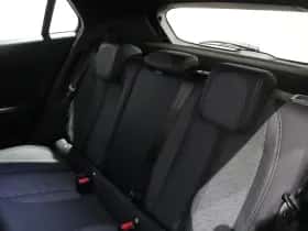 Peugeot 2008 (2024) thumbnail 6