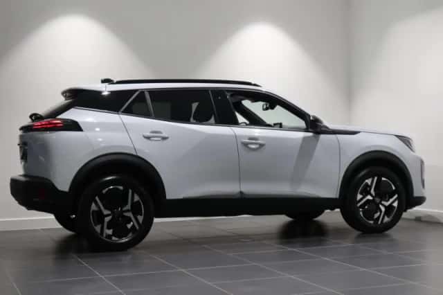 Peugeot 2008 (2024) thumbnail 10