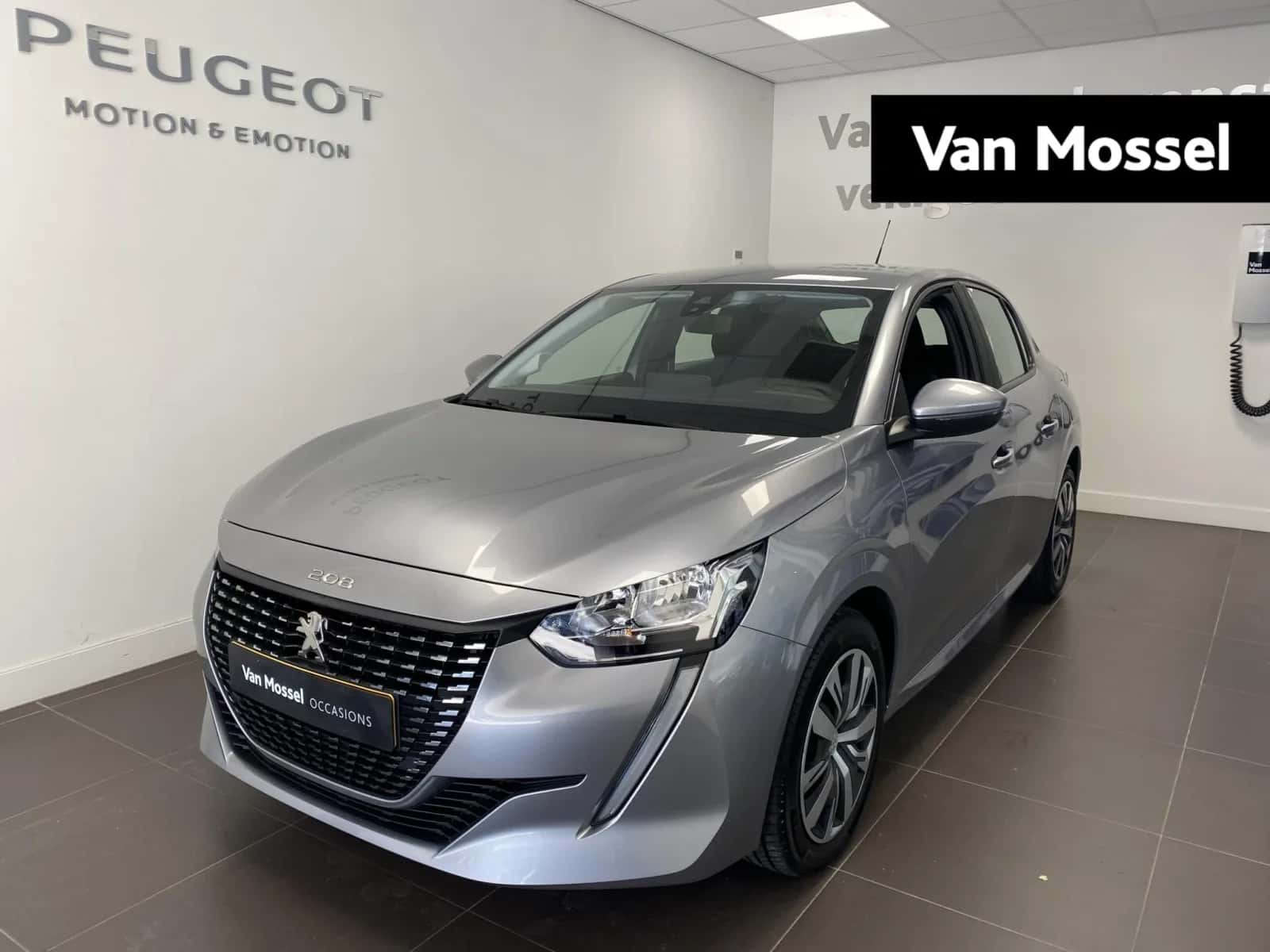 Peugeot 208 (2022) — foto 1
