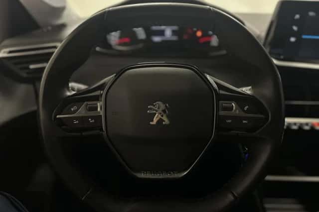 Peugeot 208 (2022) thumbnail 7
