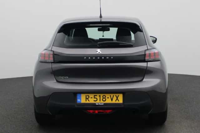 Peugeot 208 (2023) thumbnail 5