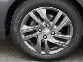 Peugeot 208 (2023) thumbnail 10