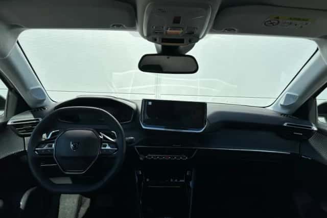Peugeot 208 (2025) thumbnail 11