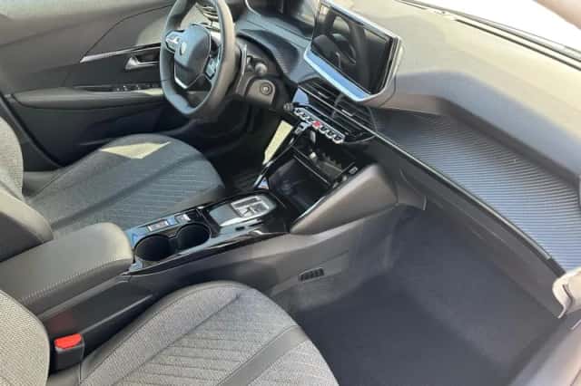 Peugeot 208 (2025) thumbnail 12