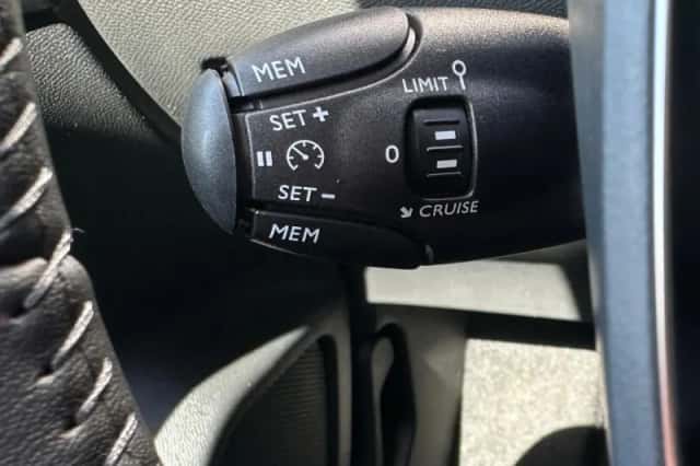 Peugeot 208 (2025) thumbnail 19