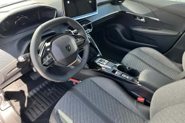 Peugeot 208 (2025) thumbnail 9