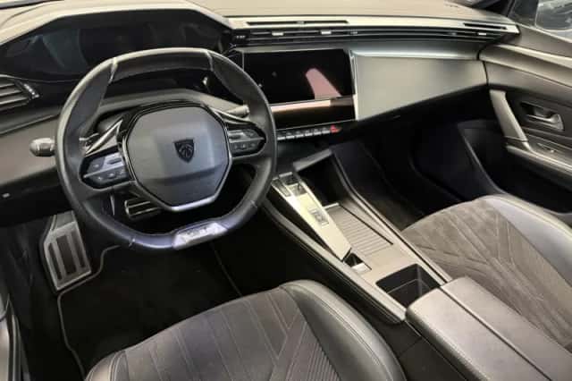 Peugeot 308 (2023) thumbnail 8