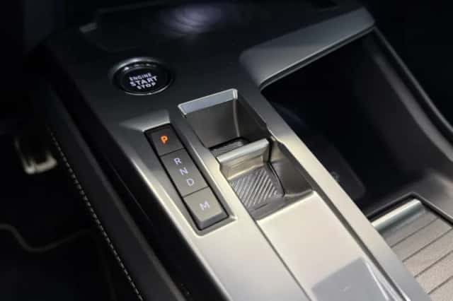 Peugeot 308 (2023) thumbnail 10