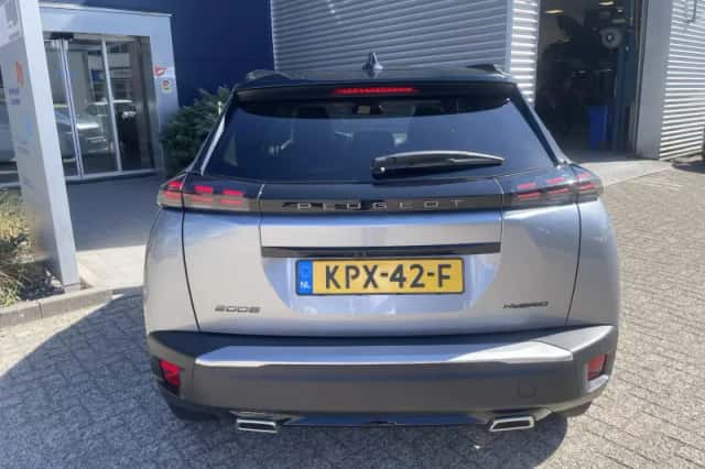 Peugeot 2008 (2025) thumbnail 6