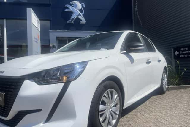 Peugeot 208 (2022) thumbnail 3