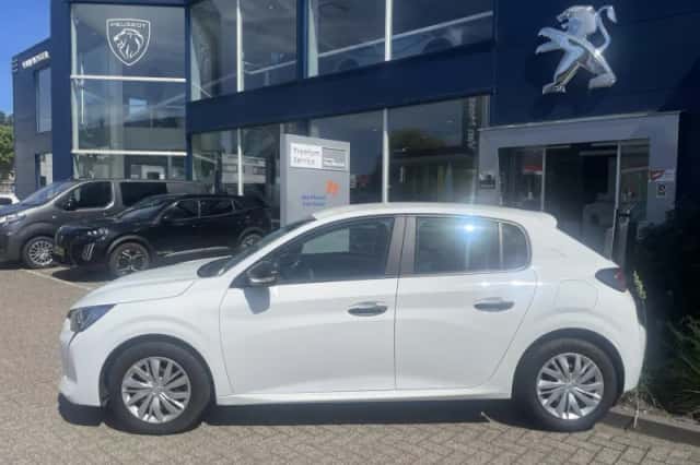Peugeot 208 (2022) thumbnail 4