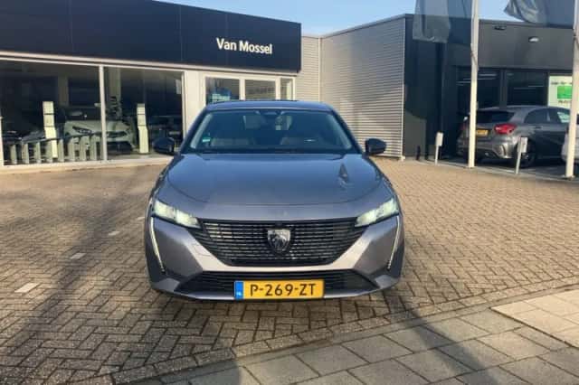 Peugeot 308 (2022) thumbnail 6