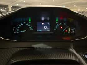 Peugeot e-208 (2023) thumbnail 13