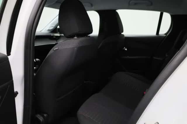 Peugeot 208 (2022) thumbnail 11