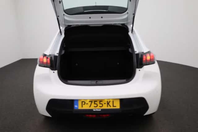 Peugeot 208 (2022) thumbnail 12