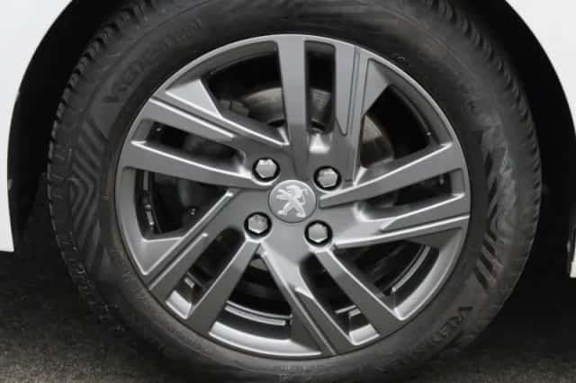 Peugeot 208 (2022) thumbnail 13