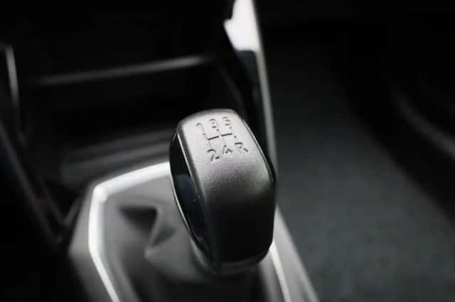 Peugeot 208 (2022) thumbnail 24