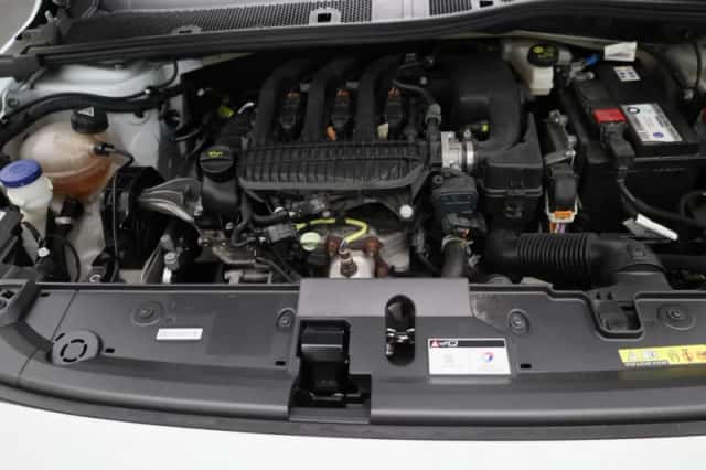 Peugeot 208 (2022) thumbnail 28