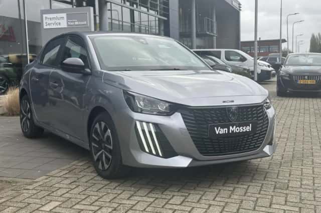 Peugeot 208 (2024) thumbnail 4