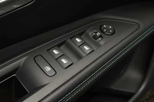 Peugeot 3008 (2024) thumbnail 14