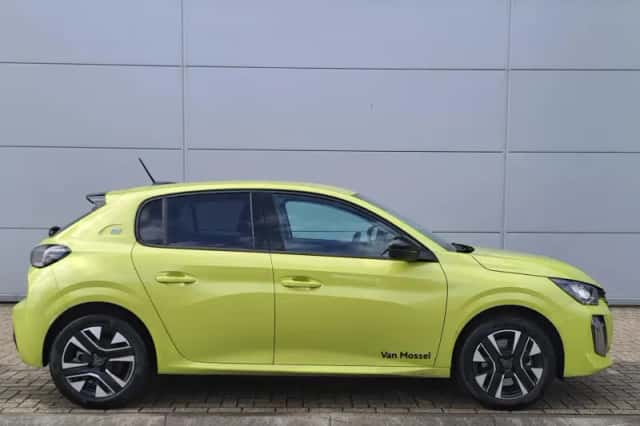 Peugeot e-208 (2024) thumbnail 9