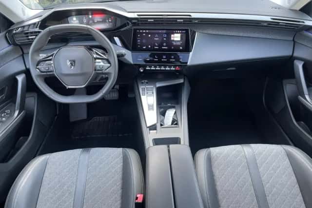 Peugeot 408 (2023) thumbnail 11