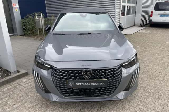 Peugeot 208 (2024) thumbnail 5