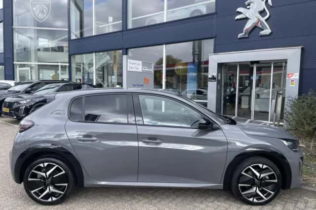 Peugeot 208 (2024) thumbnail 6