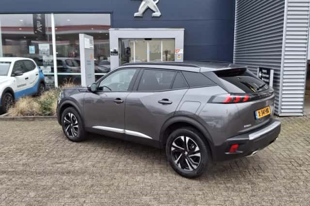 Peugeot 2008 (2021) thumbnail 5