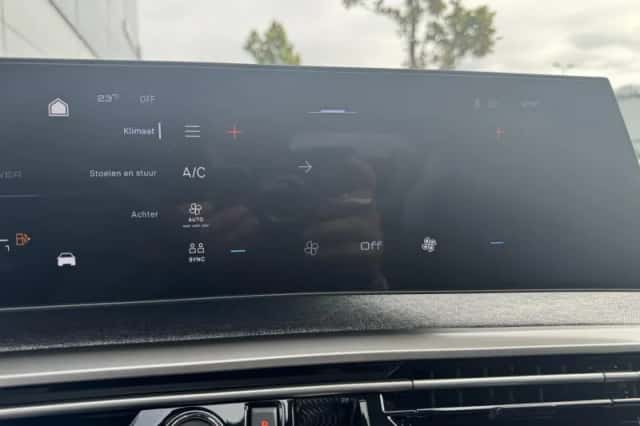 Peugeot 5008 (2025) thumbnail 25
