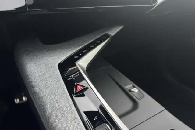 Peugeot 5008 (2025) thumbnail 29