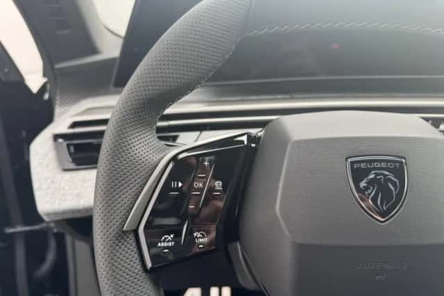 Peugeot 5008 (2025) thumbnail 31