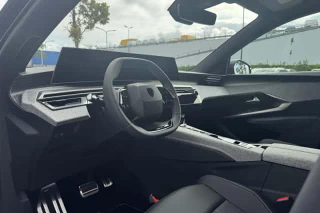 Peugeot 5008 (2025) thumbnail 32