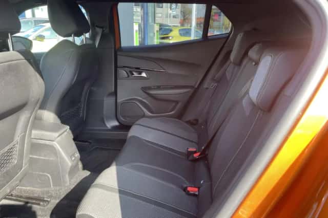 Peugeot 2008 (2020) thumbnail 14