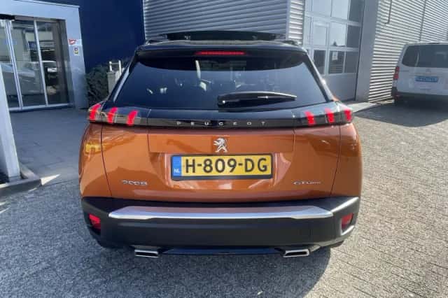 Peugeot 2008 (2020) thumbnail 7