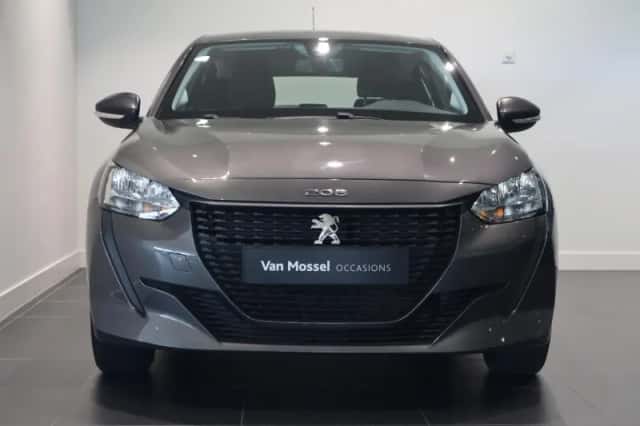 Peugeot 208 (2023) thumbnail 3