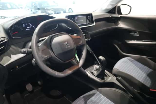 Peugeot 208 (2023) thumbnail 6