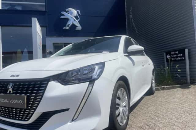Peugeot 208 (2021) thumbnail 3