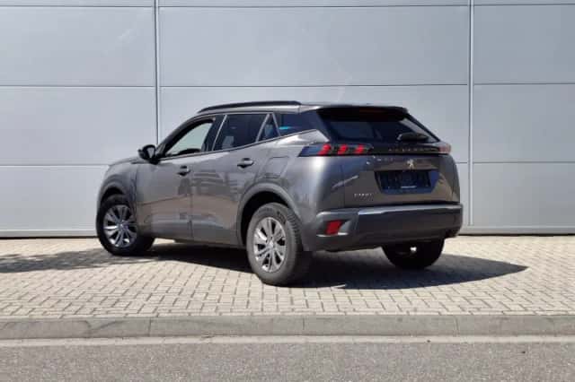 Peugeot 2008 (2023) thumbnail 4