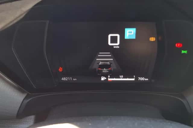 Citroën C5 X (2023) thumbnail 12