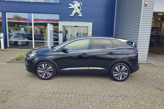 Peugeot 3008 (2020) thumbnail 3