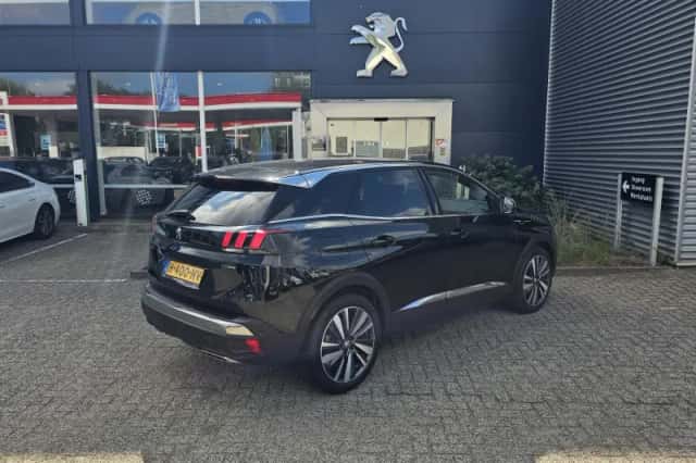 Peugeot 3008 (2020) thumbnail 6