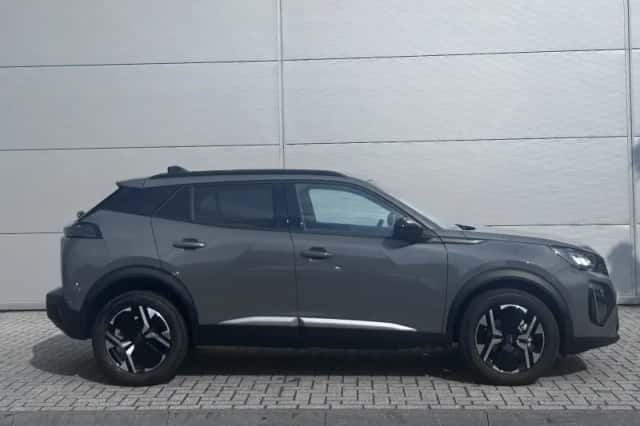 Peugeot 2008 (2024) thumbnail 4