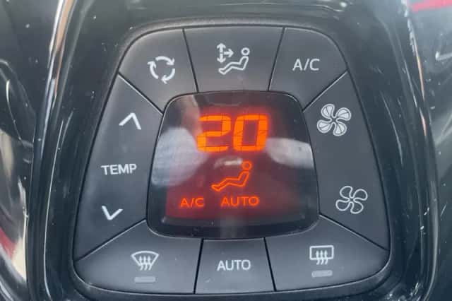 Peugeot 108 (2019) thumbnail 15